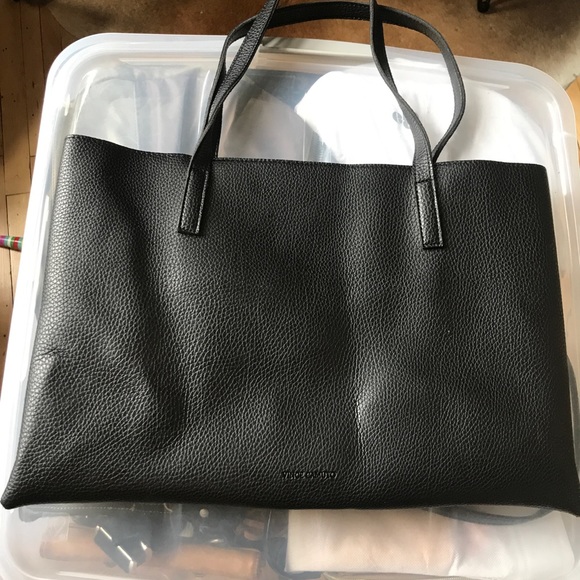 Vince Camuto tote - Picture 2 of 2